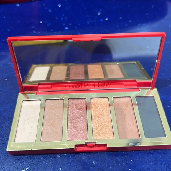 Brand new eyeshadow palette - Picture 1 of 3